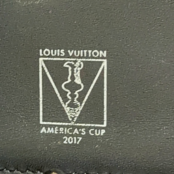 Louis Vuitton Damier Cobalt 2017 America's Cup Brazza Long Wallet - Picture 7 of 13